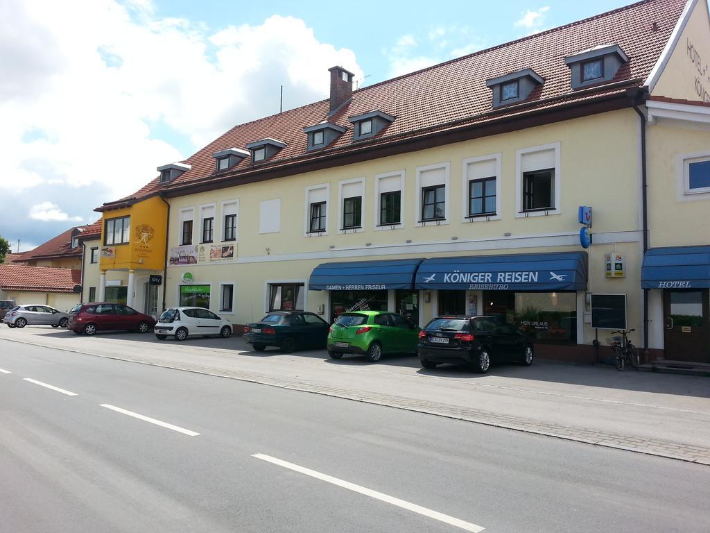 Hotel Koeniger Pliening Exterior photo