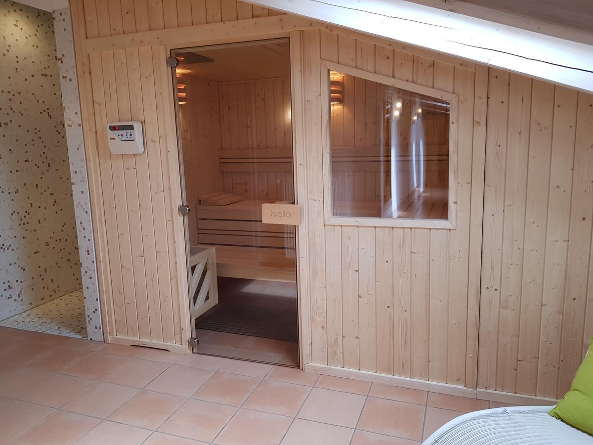 Hotel Koeniger Pliening Exterior photo